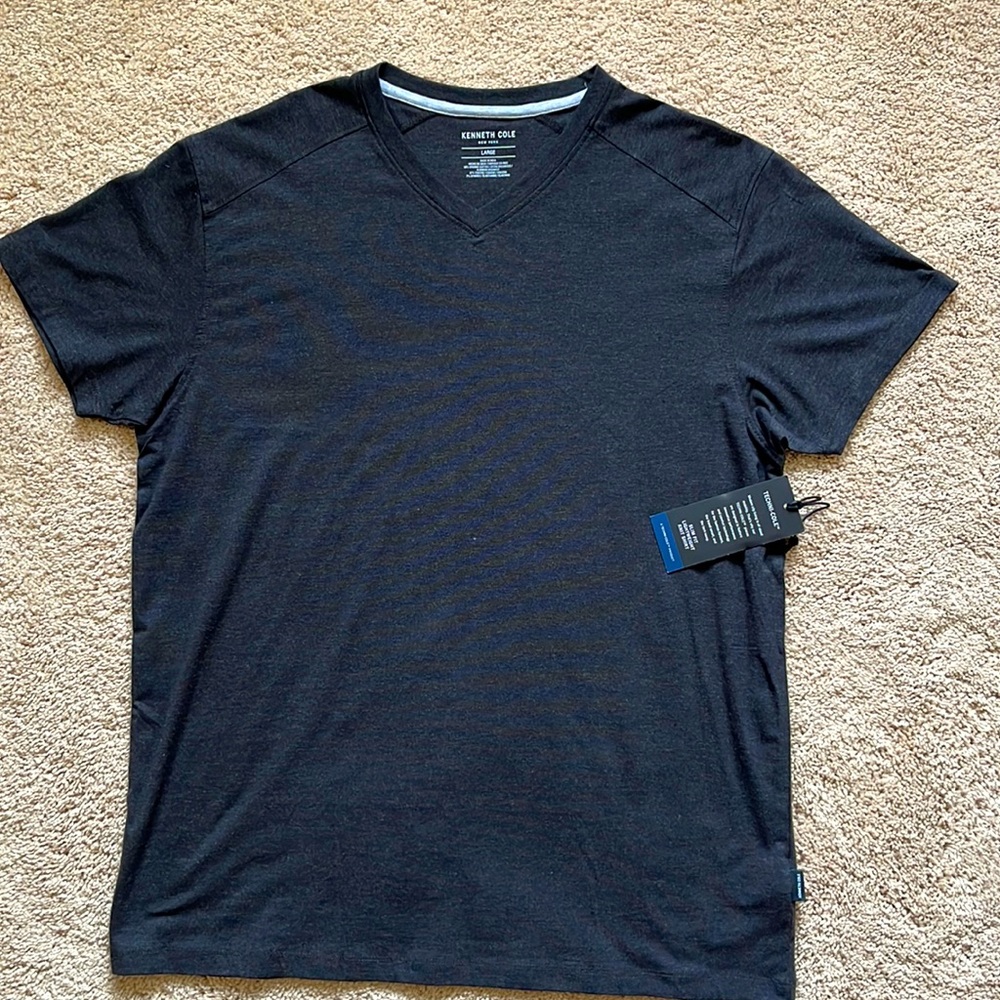 NWT MENS KENNETH COLE V-NECK SHIRT SZ.L  GREY